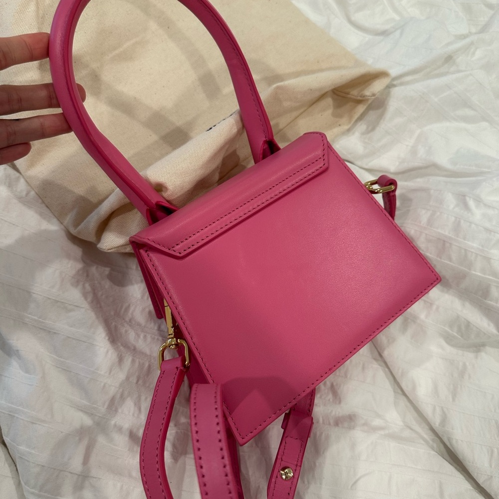 Jacquemus Le Chiquito Moyen Top-Handle Bag - Picture 6 of 12